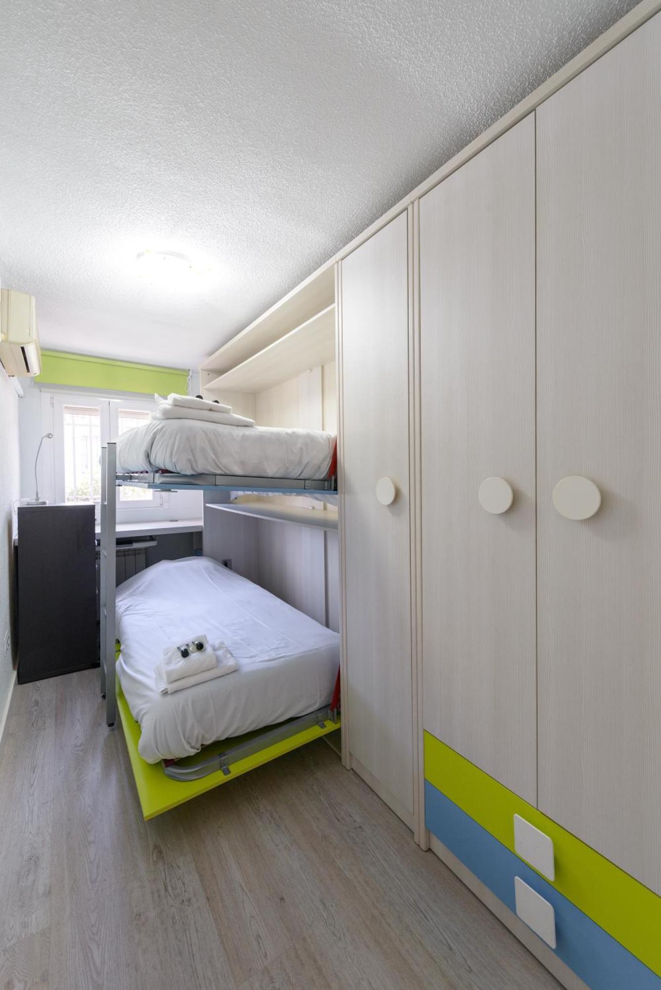 מדריד Sabadell Calle, Casa Familiar De 3 Dormitorios Con Terraza Junto Metro Fuencarral מראה חיצוני תמונה