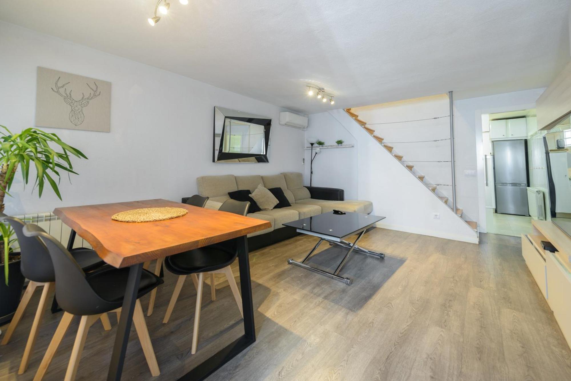 מדריד Sabadell Calle, Casa Familiar De 3 Dormitorios Con Terraza Junto Metro Fuencarral מראה חיצוני תמונה